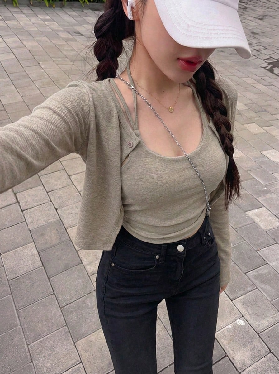 Rikumo 2pcs Set: Casual Tank Top And Round Neck Cardigan For Women, Autumn Winter - Khaki - View 1