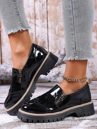 1 par de zapatos de plataforma y cuña de unicolor de moda en piel de PU para mujer, adecuados para uso al aire libre en todas las estaciones