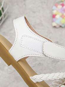 儿童可爱白色珍珠花朵凉鞋，适合儿童夏季和假日装扮 - 白色 - 查看 7