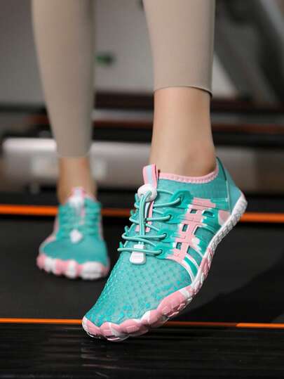 Nya vattenskor för kvinnor, snabbtorkande halkfria strandskor för vår/sommar utomhuspool, strand, fiske, simning, vandring, halkfria träningsskor för inomhusbruk