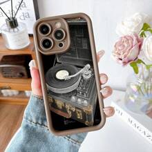 Funda para iPhone con diseño de tocadiscos vintage color negro estampado con grabadora de vinilo y maleta antigua ideal para amantes de la música y estilo retro - Café integral - Ver 2