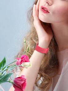 St.siabe 1条花卉雕刻软硅胶防水运动表带，兼容38mm 40mm 41mm 42mm 44mm 45mm 49mm，适用于Series S10 9 8 7 6 5 4 3 2 1 SE Ultra Loop表带替换装 - 石蓮藍 - 查看 4