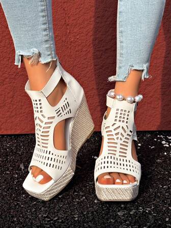 Nuevas sandalias cómodas y antideslizantes con suela gruesa, cuña, punta cuadrada hueca, unicolor, para uso casual diario y al aire libre, con hebilla y tacón súper alto para mujeres