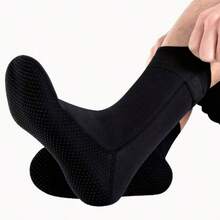 1 Pair Water Sports 3mm Neoprene Anti-Slip Men Women Beach Surfing Socks,Surfing Diving Snorkeling Socks Beach Stuff, Beach Essentials, Beach Accessories, Pool Float - Black - View 5