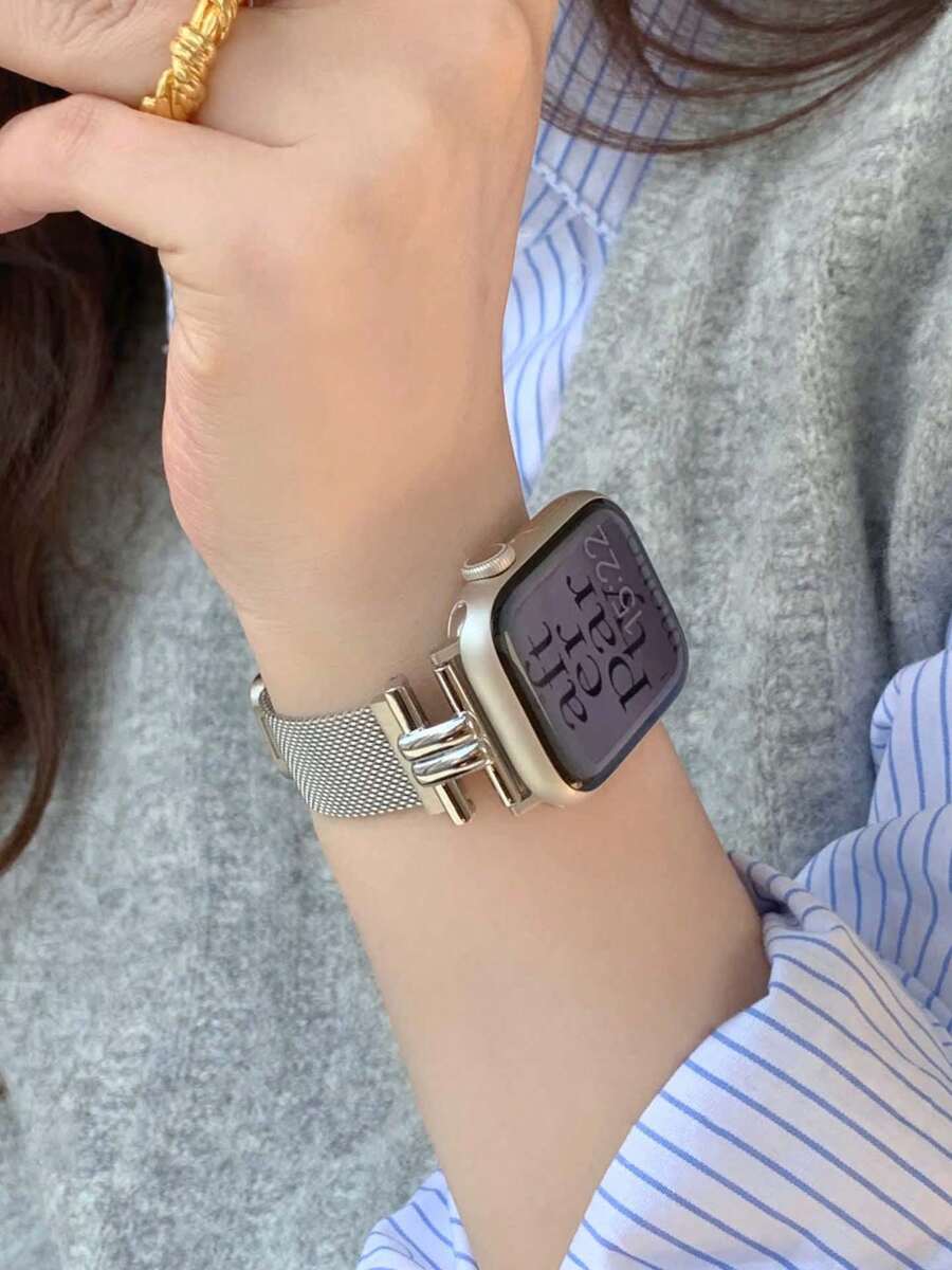 Tương thích với dây đeo dành cho nữ và nam, 1 chiếc dây đeo đồng hồ thời trang có thể điều chỉnh từ tính mới, tương thích với Apple Watch Series 11 10 9 8 7 6 5 4 3 2 1, Dây đeo bằng thép không gỉ từ tính kiểu Milanese vân kim loại thời trang dành cho nữ, phù hợp cho trang phục thường ngày và dự tiệc, tương thích với phụ kiện 38mm 40mm 41mm 42mm 44mm 45mm 46mm 49mm màu bạc