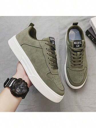 (Size Runs Small) Men's Fashion Solid Color Skateboard Shoes, Comfortable Non-Slip Casual Lace-Up Thick Sole Sneakers, Suitable For Men's Outdoor Activities. Size 39-48 (Choose According To Insole Length)