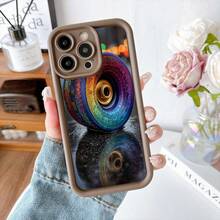 Cubierta de telefono con borde negro diseño de rueda de coche multicolor con reflejo sobre superficie oscura para uso diario y viajes - Café integral - Ver 2