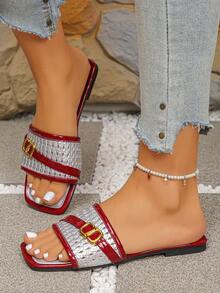 A Pair Of Stylish New Women's Summer Hollowed-Out Flat Sandals, Suitable For Home, Dates, Weddings, Office, And Holiday Dates. - Silver - View 7