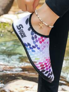 Multicolor Floral Print "SHOW TIME" Casual Slip-On Shoes, Colorful Style, Lightweight & Breathable Design, Combining Comfort Of Casual Shoes And Convenience Of House Slippers, Suitable For Relaxing At Home, Pool Activities, And Short Trips, Unisex Fashionable Shoes, Eye-Catching Daily Essential - White Gradient - View 10