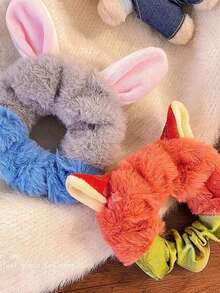 Rabbit & Fox Plush Hair Scrunchies, Women's Autumn/Winter Cartoon Fluffy Scrunchies, Create Elegant & Relaxed Hairstyles - Suitable For Girls & Ladies, Meet Daily Needs. Easily Create Simple Ponytails, Sophisticated Buns Or Creative Hairstyles, Practical & Stylish! Can Be Used As School Supplies, Gifts, Hair Scrunchies, Headbands.