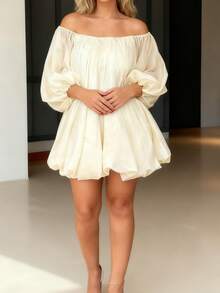 Women Off The Shoulder Oversized Mini Dress Smocked Long Sleeve Ruffle Loose Casual Elegant Bubble Midi Dress - 象牙白 - 查看 2