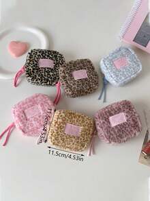 1个豹纹绗缝迷你化妆包/卫生巾收纳包/化妆品整理包，带拉链，可装口红、护肤品、硬币、钥匙、小物件。旅行必备/邮轮必备/宿舍必备，伴娘礼物/妈妈礼物/生日礼物/返校礼物/圣诞礼物/新年礼物。 - 彩色 - 查看 11