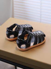 1 Pair Infant/Toddler Summer New Soft Bottom Anti-Slip Versatile Beach Sandals, Fashionable Outdoor Baby Prewalker Shoes, Baby Closed Toe Stylish Sandals - Black - View 6