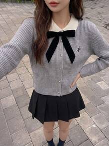 Rikumo 秋冬学院风撞色蝴蝶结翻领长袖刺绣女士毛衣上衣开衫羊毛衫，街头潮流 - 灰色 - 查看 1
