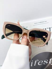 New Fashionable Retro Large Frame Cat Eye Minimalist Personalized Unisex Fashion Glasses, Suitable For Daily Wear, Street Photography, Runway, Vacation, Beach, Party And Other Occasions - Multicolor - View 11