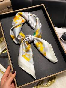1 chiếc khăn vuông/khăn bandana giả lụa in hoa, kích thước 70cm, đa năng cho nữ dùng làm thắt lưng, trang trí túi xách, khăn trùm đầu. - Nhiều màu - Xem 2