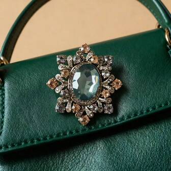 1pc Vintage Unique Floral Design Brooch, Exquisite Palace Style Boutique Lapel Pin For Women