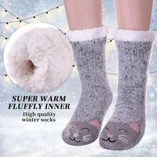 LANLEO Fuzzy Slipper Socks For Women With Grippers Winter Warm Thick Pl 11ush Fleece Lining Non Slip Animal Home Socks,OneSize,Cat - 貓 - 查看 7