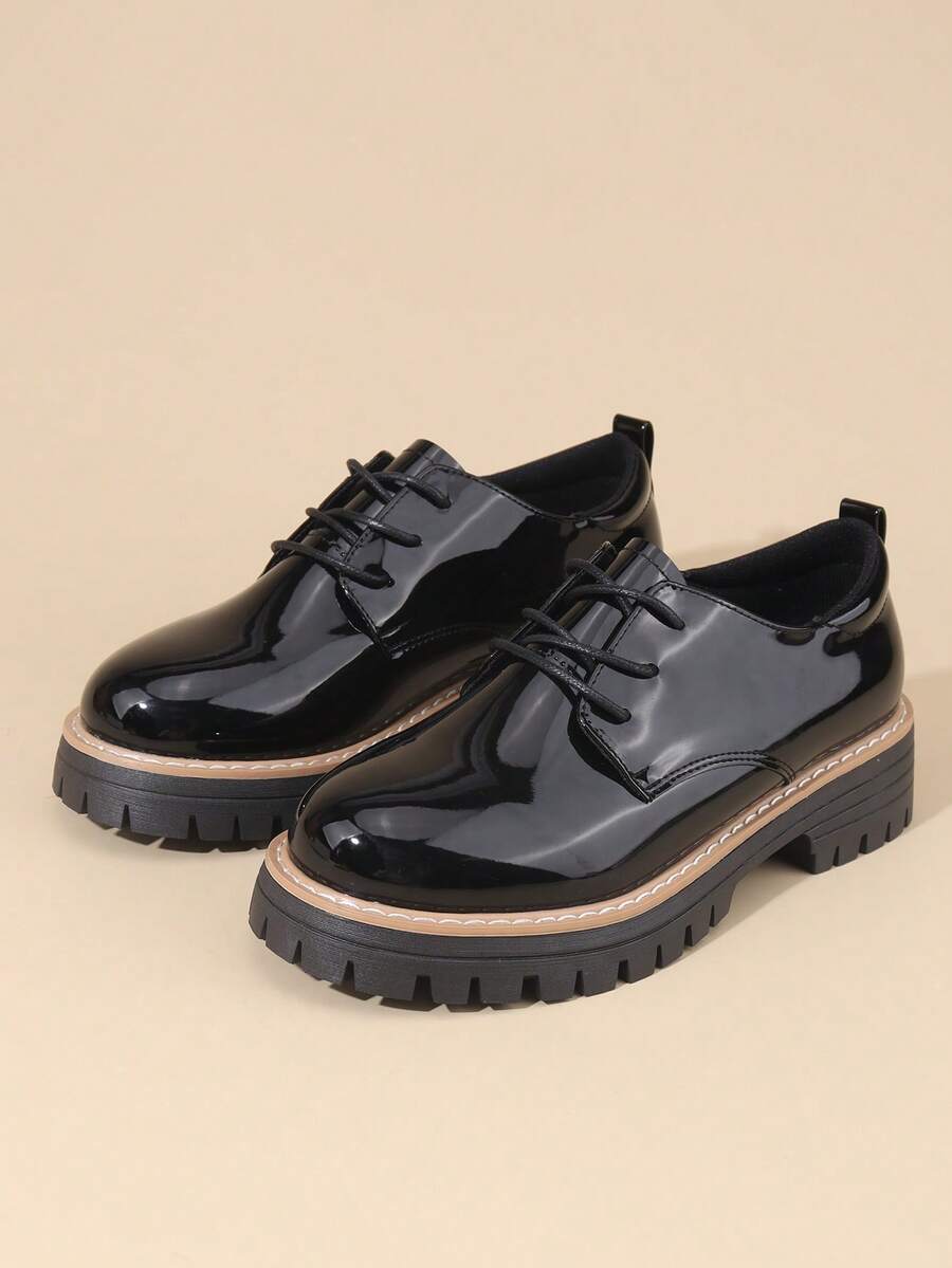 春秋季厚底套脚乐福鞋，舒适粗跟休闲鞋，适合青少年，学院风，女生适用