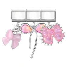 3件套DIY模块化串珠手链，饰有心形、月亮、蝴蝶、字母、樱桃元素，适合圣诞节、新年、万圣节、情人节等场合，采用水钻设计，是圣诞节和万圣节的必备单品，兼具实用性和时尚感，圣诞风格，设计精美，不锈钢材质，可作为圣诞装饰品、派对穿搭指南、圣诞礼物、优雅黑色款、万圣节配饰，适合作为送给朋友/家人/情侣的派对礼物。