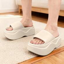 Zapatillas de casa mujer, chanclas mujer,zapatillas estar por casa mujer EVA para mujer, sandalias de plataforma de 7cm,antideslizantes y suaves, perfectas para usar en casa, en la playa o en el baño. - Champán - Ver 5