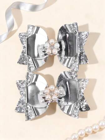 2 piezas Lazos de pelo con perlas plateadas brillantes para niñas, Clips de pelo con lazos plateados brillantes, Clips de cocodrilo con lazos plateados con láser, Pasadores de pelo para fiestas de cumpleaños y días festivos, Accesorios de pelo casuales diarios para adolescentes