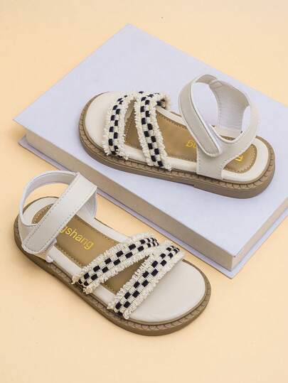 This Macaron Woven Sandal Is Sweet And Adorable, Making It The Perfect Match For Girls' Cute Outfits! It Can Easily Complement Various Outfits In Your Wardrobe.
