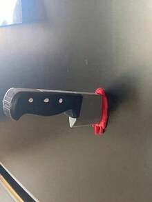 Funny Knife-Shaped Fridge Magnet, 3D Interesting Axe Fridge Magnet, Flying Knife Decor, Unique Gift For Home, Office, Fridge, Locks, Cabinet Metal Surfaces - Multicolor - View 10