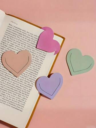 1个心形仿书签（1/4片） - 彩色双面书签，是送给爱书人、读者和日记爱好者的理想礼物