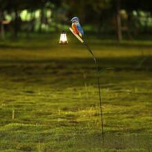 Felinar solar pentru păsări, lampă solară suspendată, decor de grădină cu statuie solară pentru păsări, felinar pentru păsări cu lumină solară, statuie pentru păsări în aer liber, lumină de peisaj pentru gazon, potrivit pentru gazon, curte, decor de balcon, grădină, iluminat de camping - Felinar pentru păsări cu energie solară - Vizualizare 6