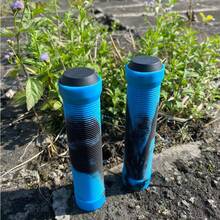 MOTSUV Bicycle Handlebar Grips, Soft Rubber BMX Mountain Bike Off-Road Handlebar Covers
