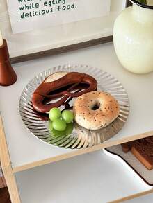 1 pieza Plato de frutas de acero inoxidable de lujo moderno y de alta gama con rayas, plato de postre minimalista de acero inoxidable, plato de frutas de alta gama para el hogar de acero inoxidable, adecuado para el Día de San Valentín, la temporada de bodas, reuniones al aire libre - Plateado - Ver 10