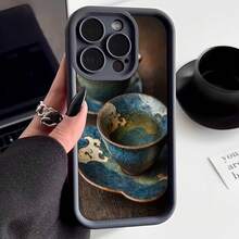 Cubierta de teléfono con borde negro diseño de taza de cerámica azul y dorada con patrones ondulados para uso diario y estilo artístico - Café integral - Ver 3
