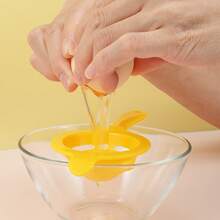 Separador de Clara de Huevo de Plástico con Largo Separador de de Huevo Separador de de Huevo Gadgets Especiales de Cocina para Hornear - Amarillo - Ver 3