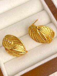 一对时尚不锈钢树叶耳钉，镶嵌立方氧化锆，18K镀层，优雅个性耳环，适合女性日常、晚宴、通勤等场合佩戴，也是情侣情人节、母亲节等节日的理想礼物。 - 彩色 - 查看 8