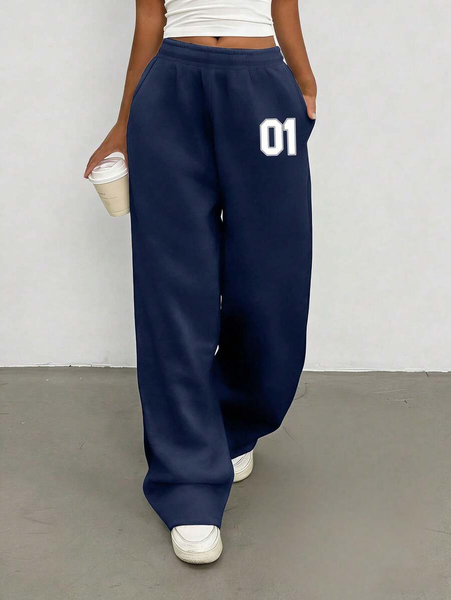 1件少女复古休闲裤，适合秋冬季穿着