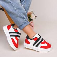 1 Pair New Fashion Easy Slip-On Toddler Kids Sports Shoes, Classic Versatile Flat Casual Sneakers For Boys And Girls, Lightweight Outdoor Running Shoes, All Season - Red and White - View 20