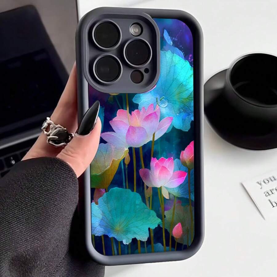 Cubierta de telefono con borde negro y diseño de flores de loto en tonos rosados y turquesa para iPhone 14 Pro Max estilo elegante para uso diario y regalo - Café integral - Ver 1