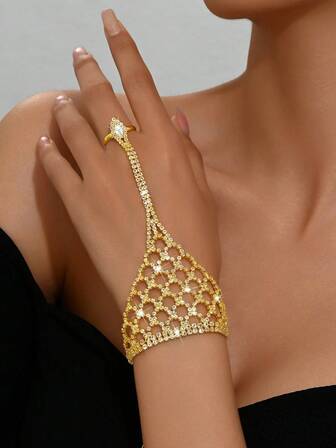 1pc Fashionable Versatile Rhinestone Linked Finger Chain, Suitable For Women's Wedding, Party, And Daily Wear