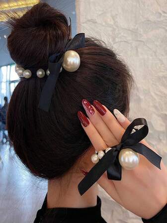 2 PCS Faux Pearl Decor Hair Tie Elegant,Woman Head Accessories, Woman Hair Accessories Ponytail Holders Hair Elastics Hair Rubber Bands Scrunchies Hair Rope Elastic Hair Tie, Hair Bobbles