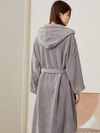 1 pezzo Accappatoio con cappuccio a maniche lunghe, adatto per tutte le stagioni, in tessuto a quadri con ananas, traspirante, assorbente, ad asciugatura rapida e anti-sfilacciamento, in pile di corallo, accappatoio unisex per doccia, pigiama, accappatoio lungo per coppie, decorazione da bagno