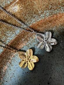 1pc Elegant Flower Necklace, Stainless Steel Clavicle Necklace, Plumeria Necklace, Bohemian Style Necklace, Birthday Gift, Gift For Her - Necklace - View 2