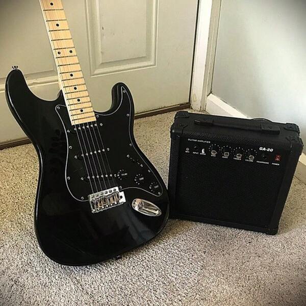 Black Guitar Starter Package With 20-Watt Amp, Full-Size, Strat Style