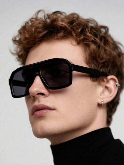 1副男士复古大方框时尚眼镜，黑色镜框，简约精致，佩戴舒适贴合，适合户外佩戴