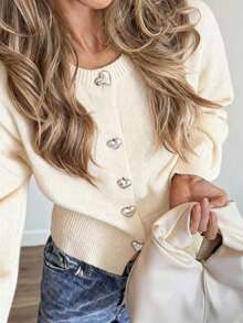 FOR BEAUTY 女士新款春季开衫，简约休闲时尚风格，圆领长袖罗纹心形纽扣，学院风针织上衣，新年和情人节礼物 - 淺米白 - 查看 2