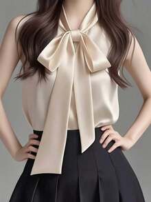 一件梭织缎面无袖背心，适合办公室穿着，四季皆宜。 - 杏色 - 查看 3