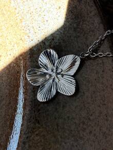 1pc Elegant Flower Necklace, Stainless Steel Clavicle Necklace, Plumeria Necklace, Bohemian Style Necklace, Birthday Gift, Gift For Her - Necklace - View 6