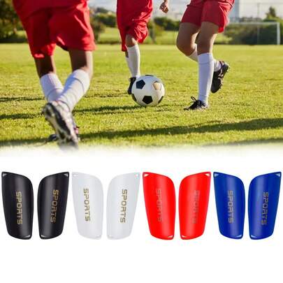 1双EVA材质足球护腿板，适合比赛和训练，成人男女通用，良好的腿部保护垫。