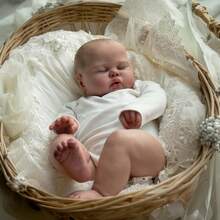 20英寸3D逼真皮肤乙烯基四肢丰满睡眠婴儿娃娃玩具，血管清晰可见，50厘米，乙烯基四肢，布身，栩栩如生的生日礼物，睡前陪伴娃娃 - 熟睡的娃娃 - 查看 4