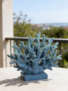 1pc Blue & White Coral Figurine, Resin Coral Statue, Suitable For Outdoor Garden, Tabletop Decor, As Well As Home, Bedroom, Bathroom, Living Room, Beach/Coastal/Ocean Themed Cabinet, Shelf And Tabletop Decoration, Fits Various Occasions